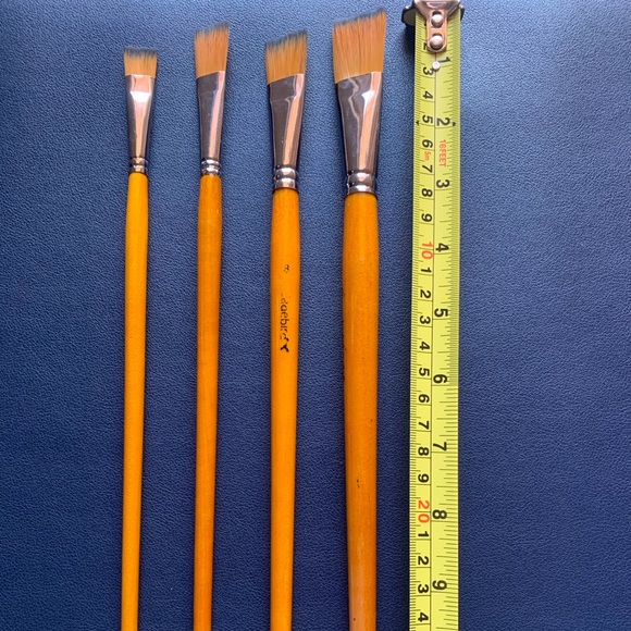 Jadebird brush set of 4 - Picture 2 of 2